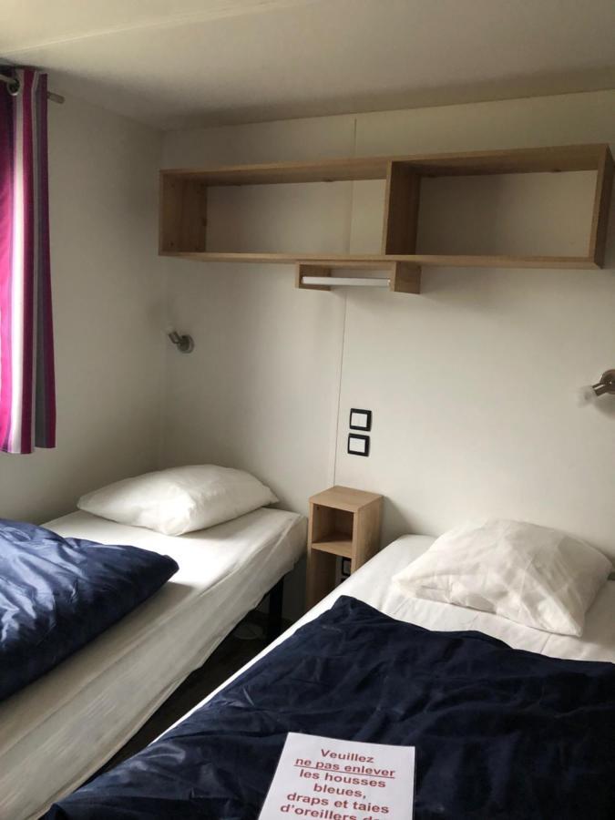 Camping Du Sevron Saint-Etienne-du-Bois  Exterior photo